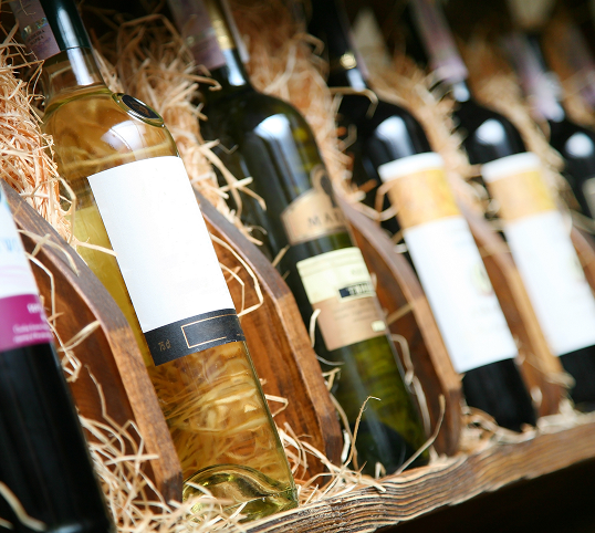 bottle-labels-montage_450x403 1 bottle-labels-montage_450x403 1